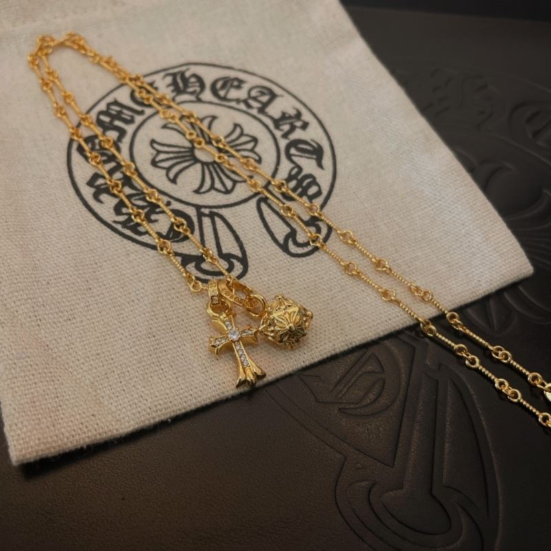 Ch*0me He**ts necklaces